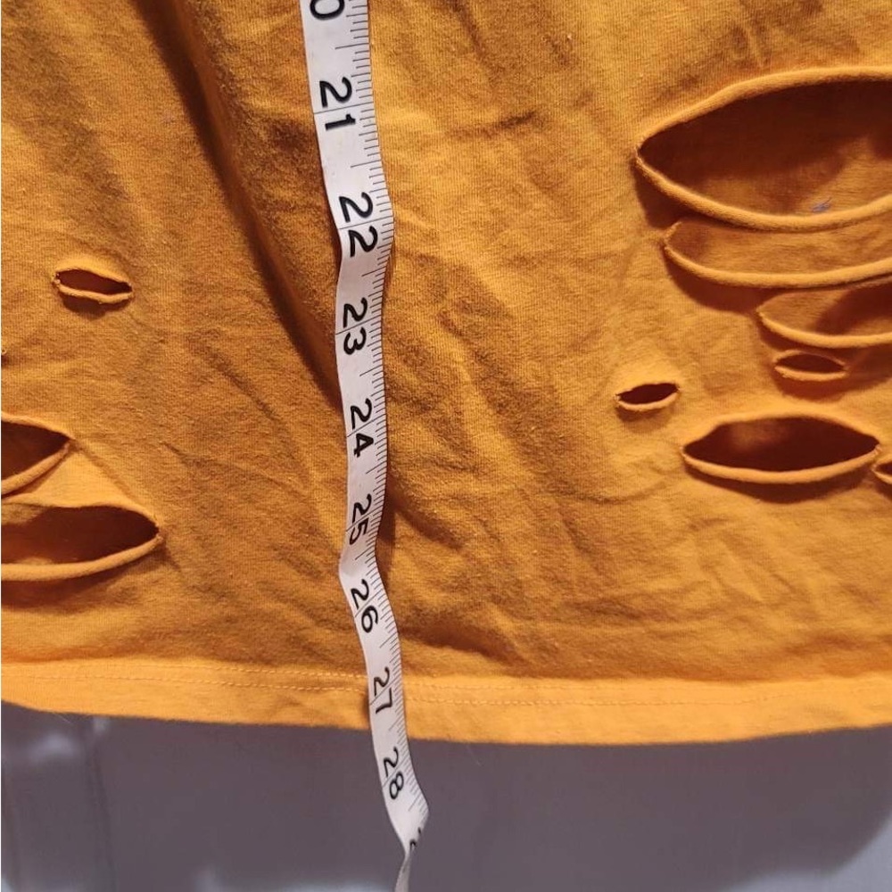 Mustard tshirt - Picture 4 of 9